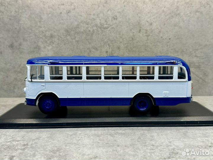 Коллекционная модель Лиаз-158Б Classicbus 1:43