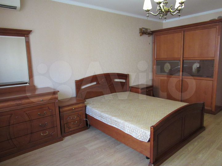 2-к. квартира, 89 м², 5/17 эт.