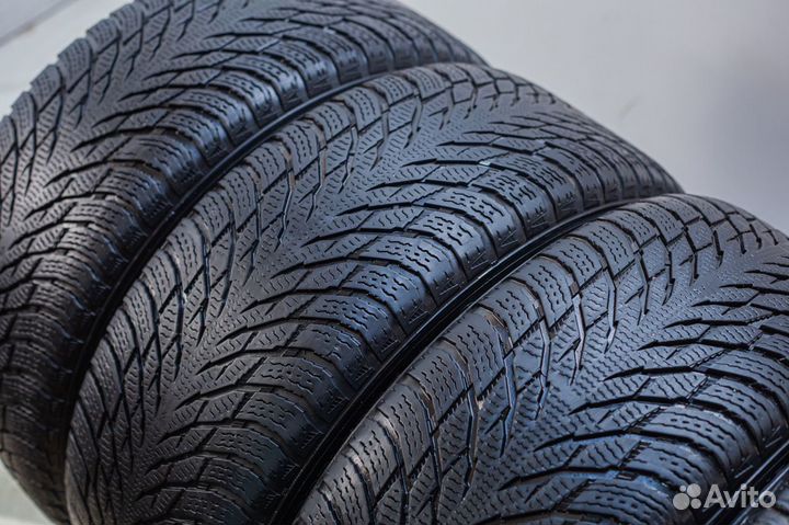 Nokian Tyres Hakkapeliitta R3 245/45 R18 100T