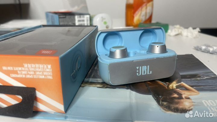 Беспроводные наушники jbl reflect flow