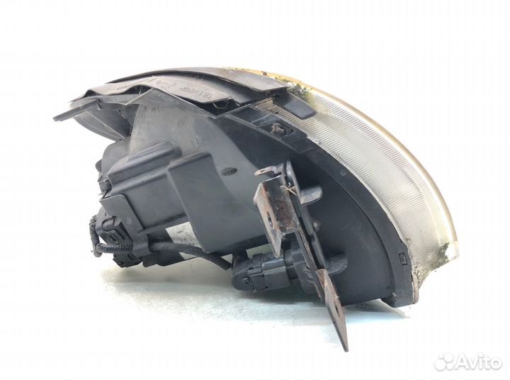 Фара левая Kia Sportage 2.0 crdi 2005