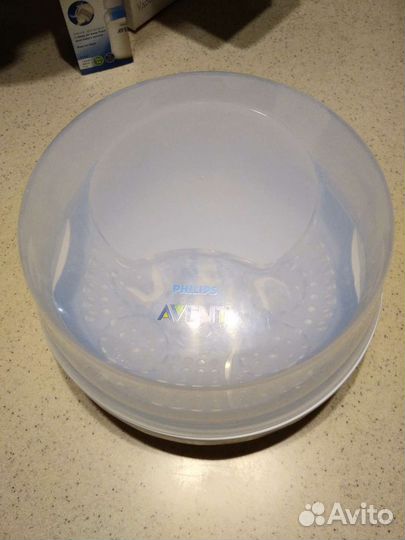 Молокоотсос ручной Avent+ стерилизатор+ бутылочка