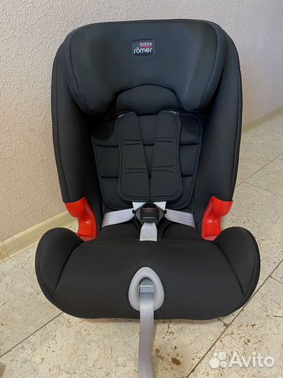 Автокресло britax romer advansafix ii