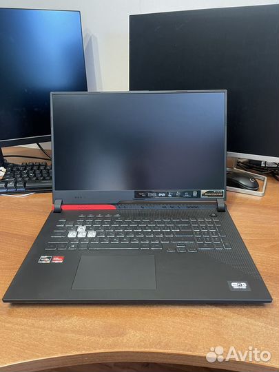 Asus Rog g17 Advantage Edition G713
