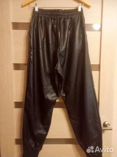 Кожаные брюки женские 54