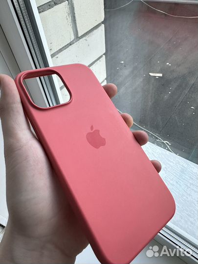 Чехлы на iPhone 13 pro max