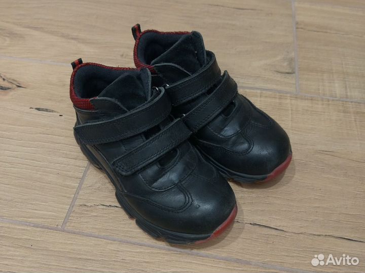 Ботинки детские 25