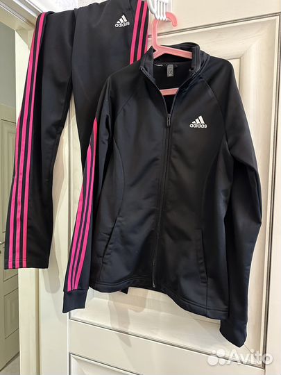 Спортивный костюм adidas