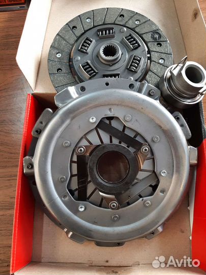 Корзина+диск+выжимной подшипник 06,21,08,010,90