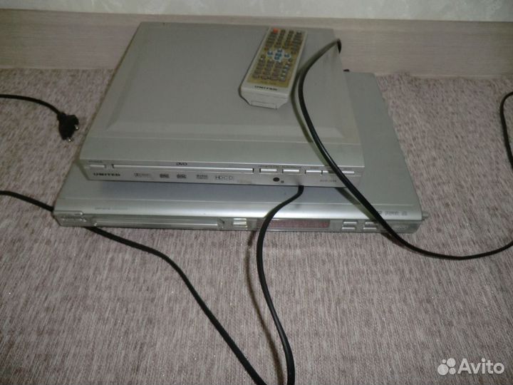 Dvd 2 штуки -на запчасти