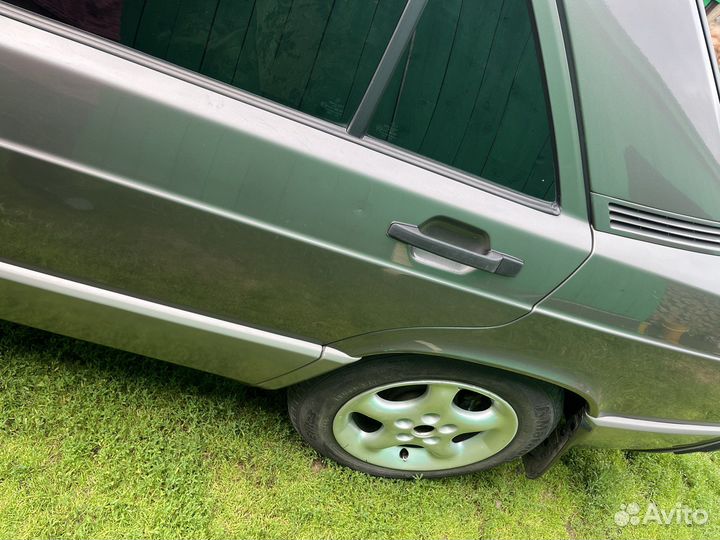 Mercedes-Benz 190 (W201) 1.8 МТ, 1991, 240 000 км