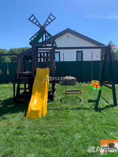 Детская площадка без заноз