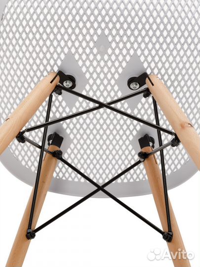 Стул ажурный в стиле eames DSW, белый NEW