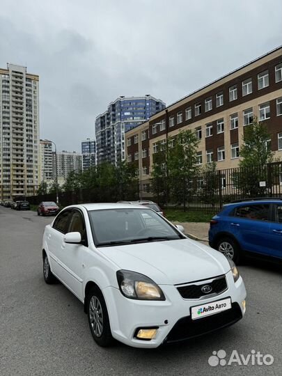 Kia Rio 1.4 AT, 2011, 251 000 км