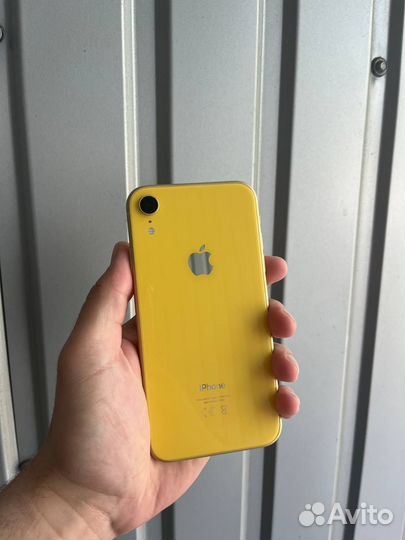 iPhone Xr, 64 ГБ