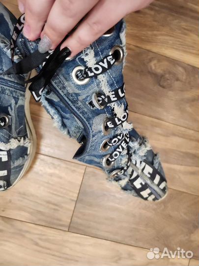 Туфли женские