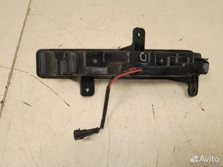 Фара дневного света правая (ходовые огни) передняя