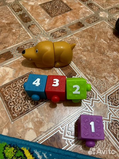 Игрушка такса