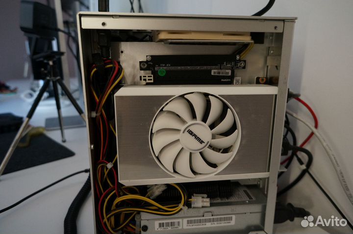 Colorful iGame GeForce RTX 3060 Mini OC 12G LHR