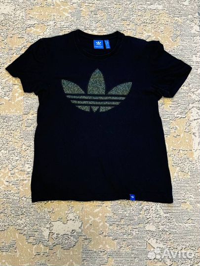 Футболка adidas