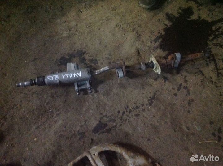 Рулевая колонка вал Ауди 80