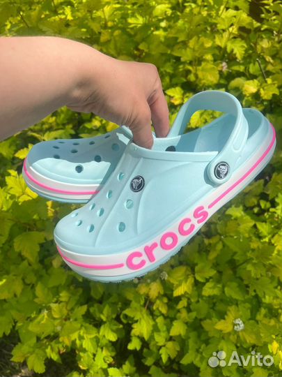 Crocs мятные женские