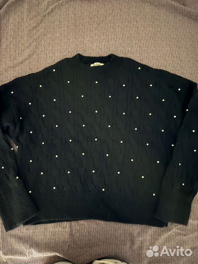 Свитер со стразами