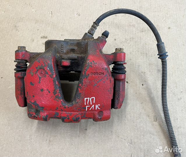 Суппорт передний правый Мерседес глк Х204