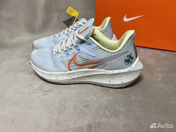 Кроссовки женские Nike Air zoom ассортимент