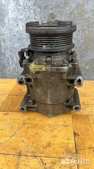 Компрессор кондиционера Ford Mondeo 3 2000-2007