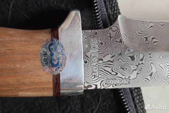 Нож туристический