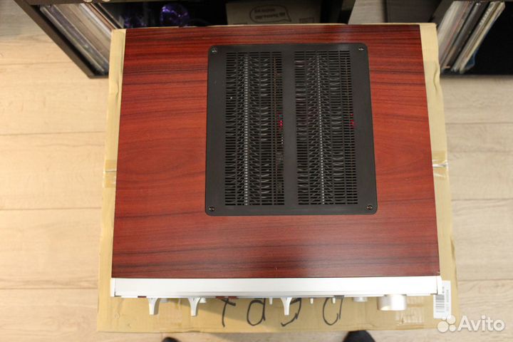 Усилитель Luxman L-510