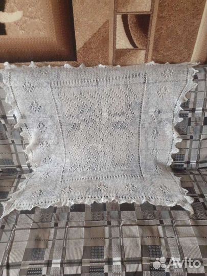 Пуховый платок - паутинка