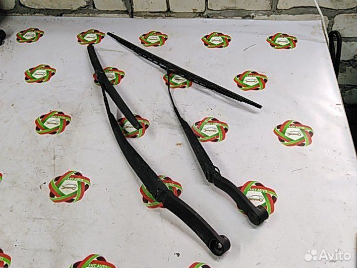 Поводок Дворника Киа Соул 1