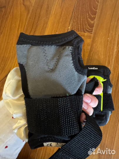 Защита на запястье Wedze (Decathlon), размер S