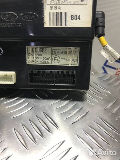 Блок электронный Kia Ceed 1