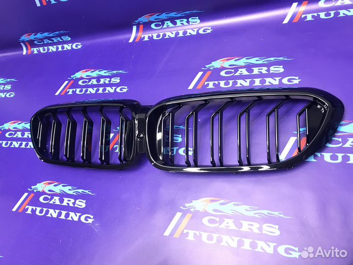 Решетка радиатора BMW G30 до рест в стиле рест LCI