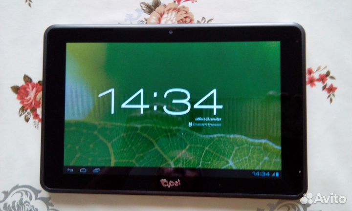 Планшет 3Q Surf Tablet PC TS1009B