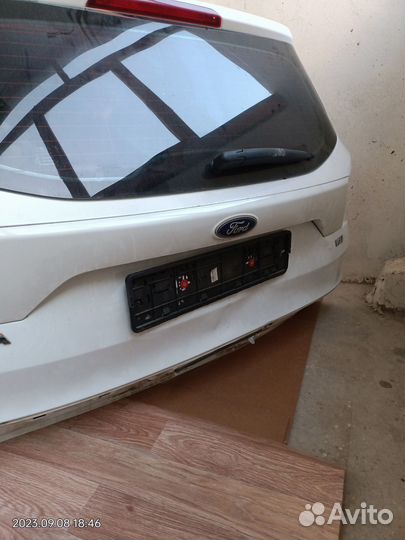 Задняя дверь, крышка Форд Куга 2, 2017года