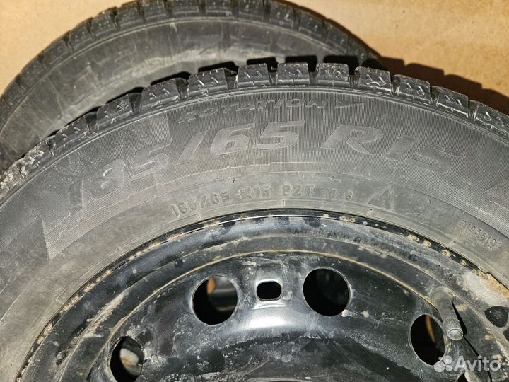 Pirelli Ice Zero 185/65 R15 92