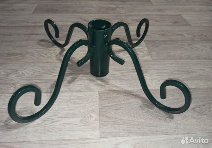 Подставка под елку