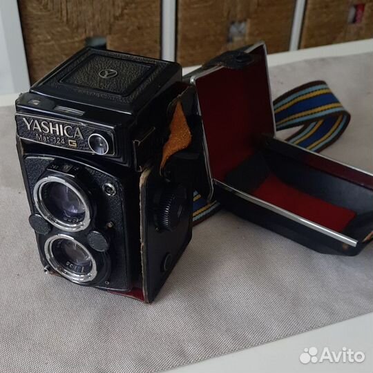 Фотоаппарат Yashica Mat 124 G