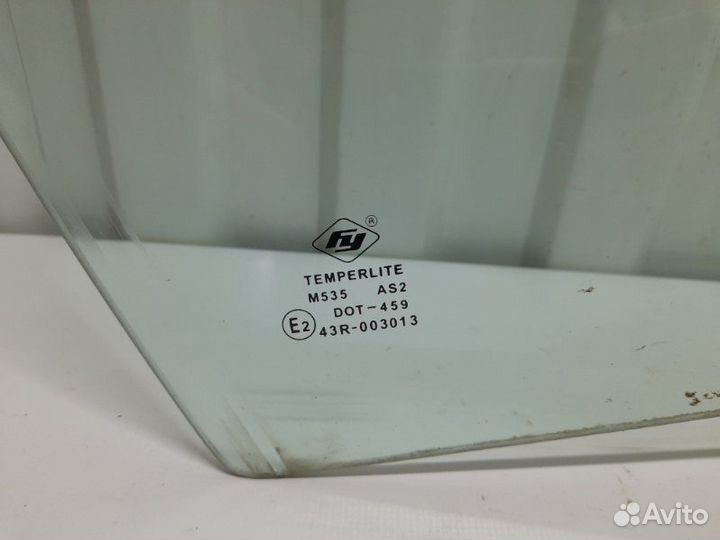 Стекло двери передней правой Honda Accord 7 K20Z2