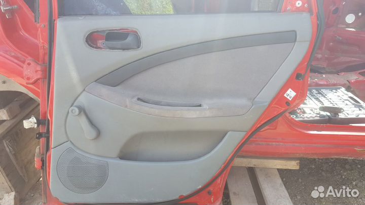 Двери на Chevrolet Lacetti универсал