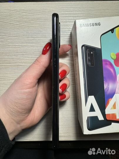 Samsung Galaxy A41, 4/64 ГБ