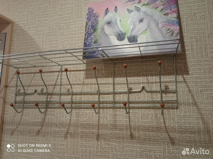 Вешалка в прихожую