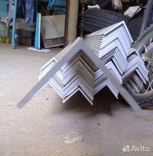 Алюминиевый уголок