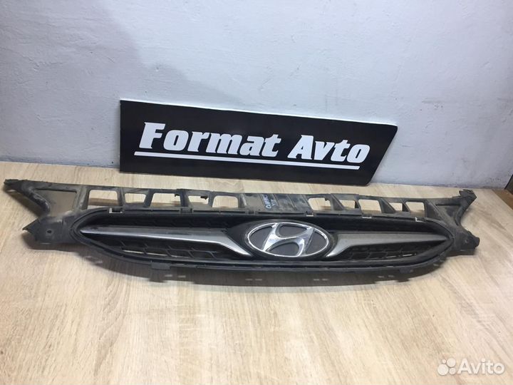 Решетка Радиатора Hyundai Solaris 2010-14