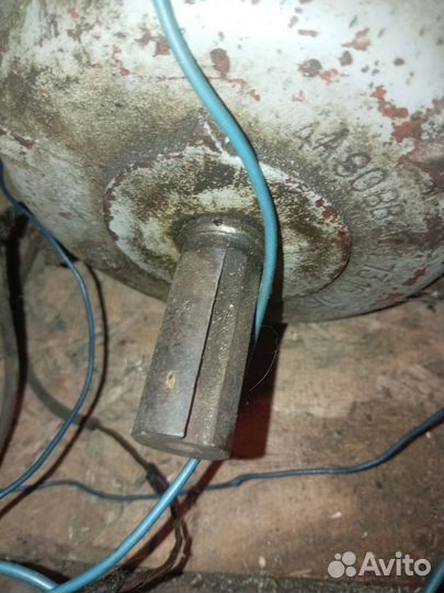 Электродвигатель