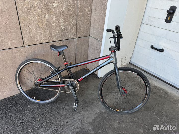 Велосипед haro